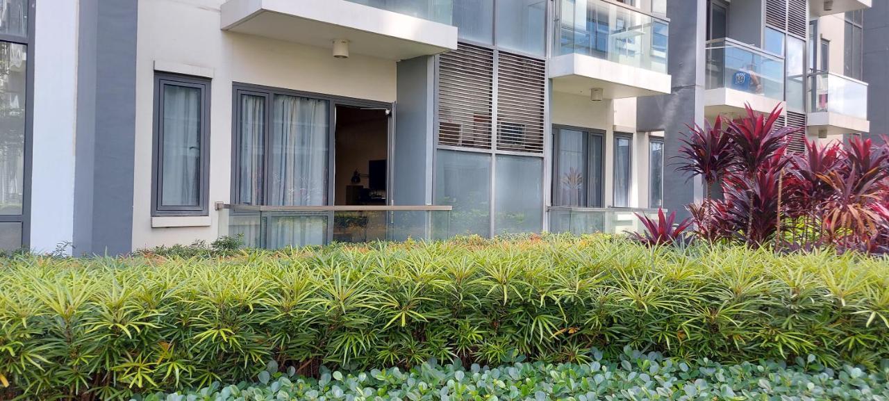 Naia Teminal 3,Newport,Pasay,Elegant Suites Манила Экстерьер фото